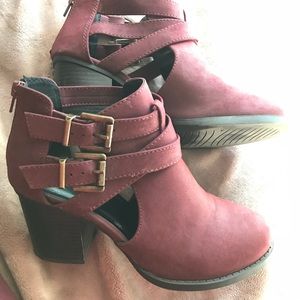 SOLD Maroon/burgundy SODA booties